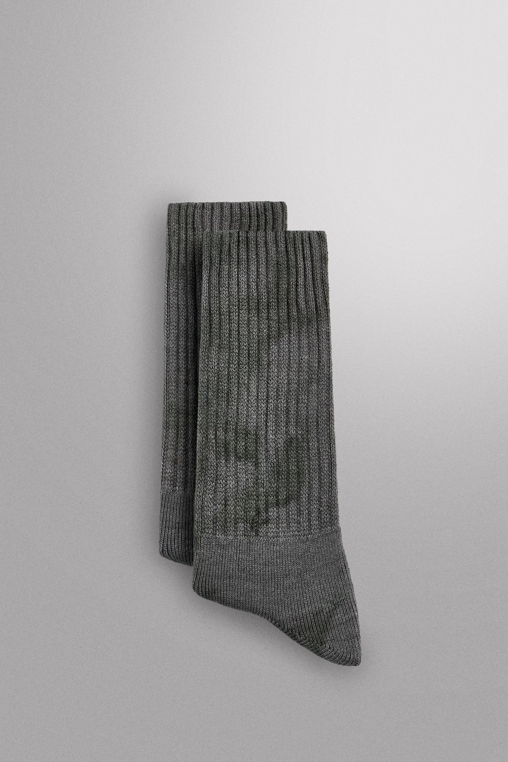 TWO-PACK TRAINING SOCKS
